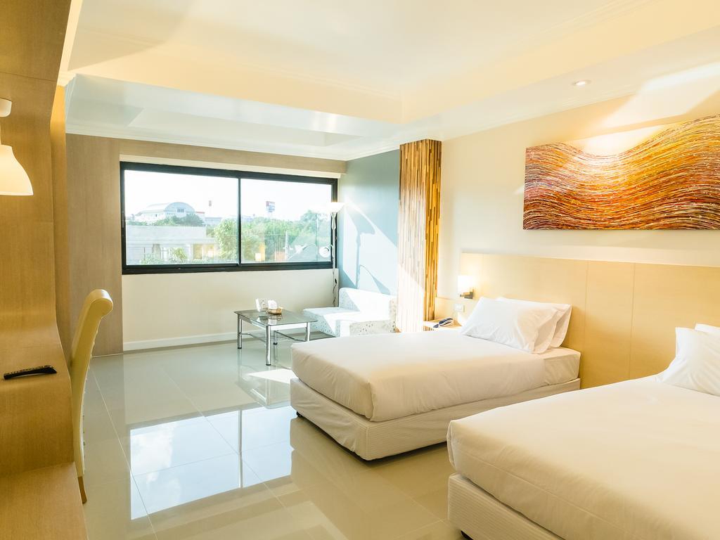 The Rich Hotel Nakhonratchasima Εξωτερικό φωτογραφία
