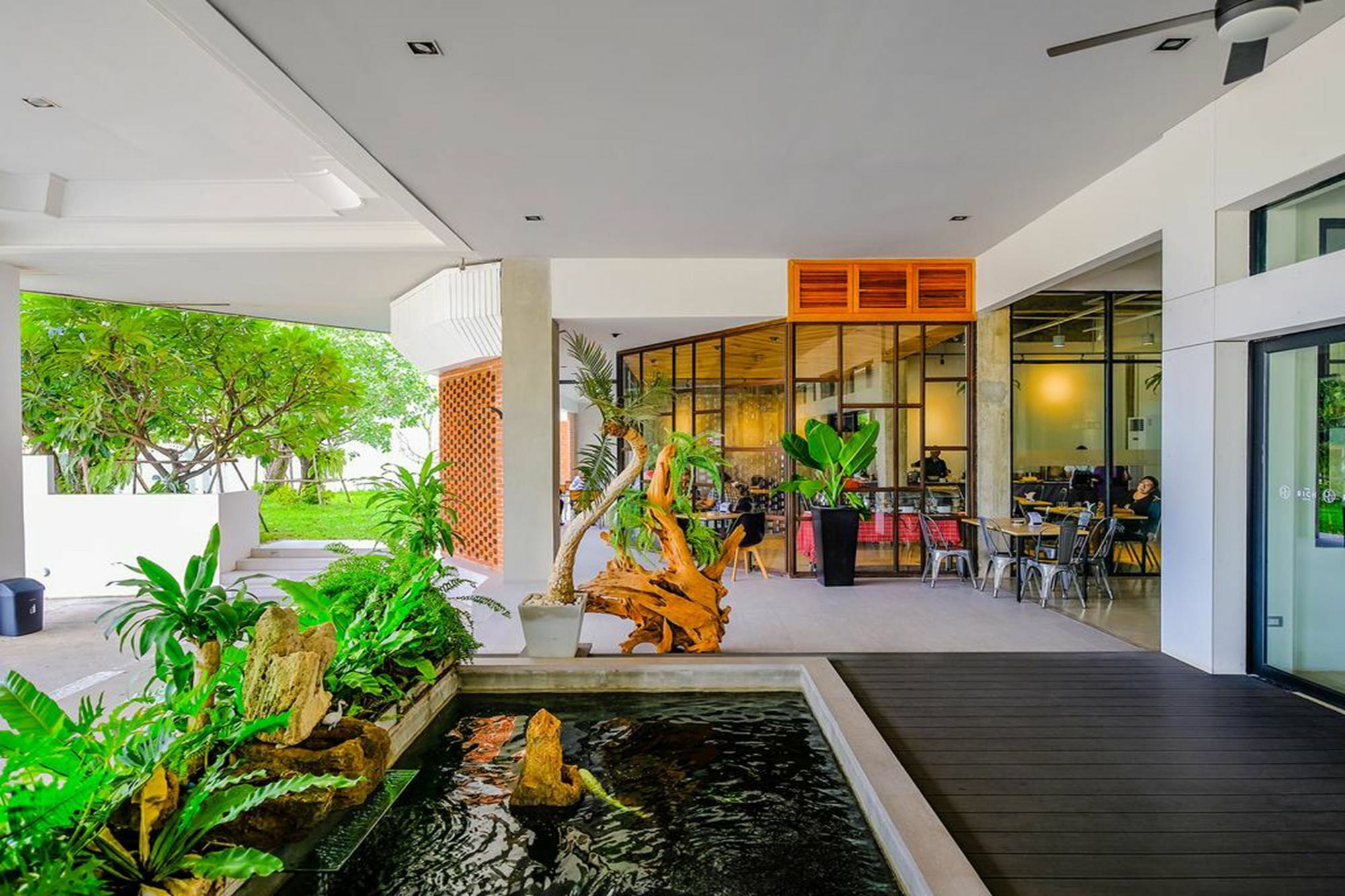The Rich Hotel Nakhonratchasima Εξωτερικό φωτογραφία