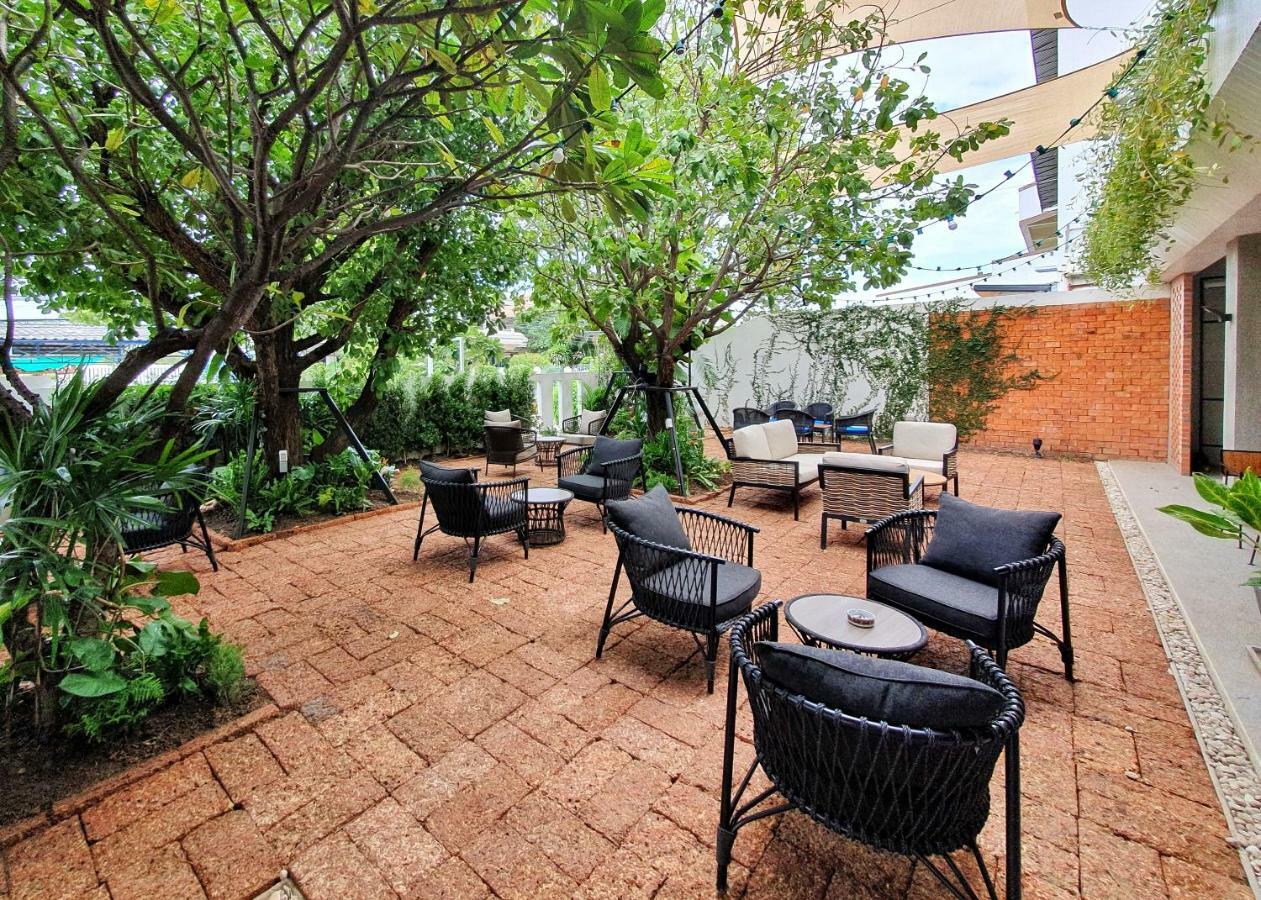 The Rich Hotel Nakhonratchasima Εξωτερικό φωτογραφία