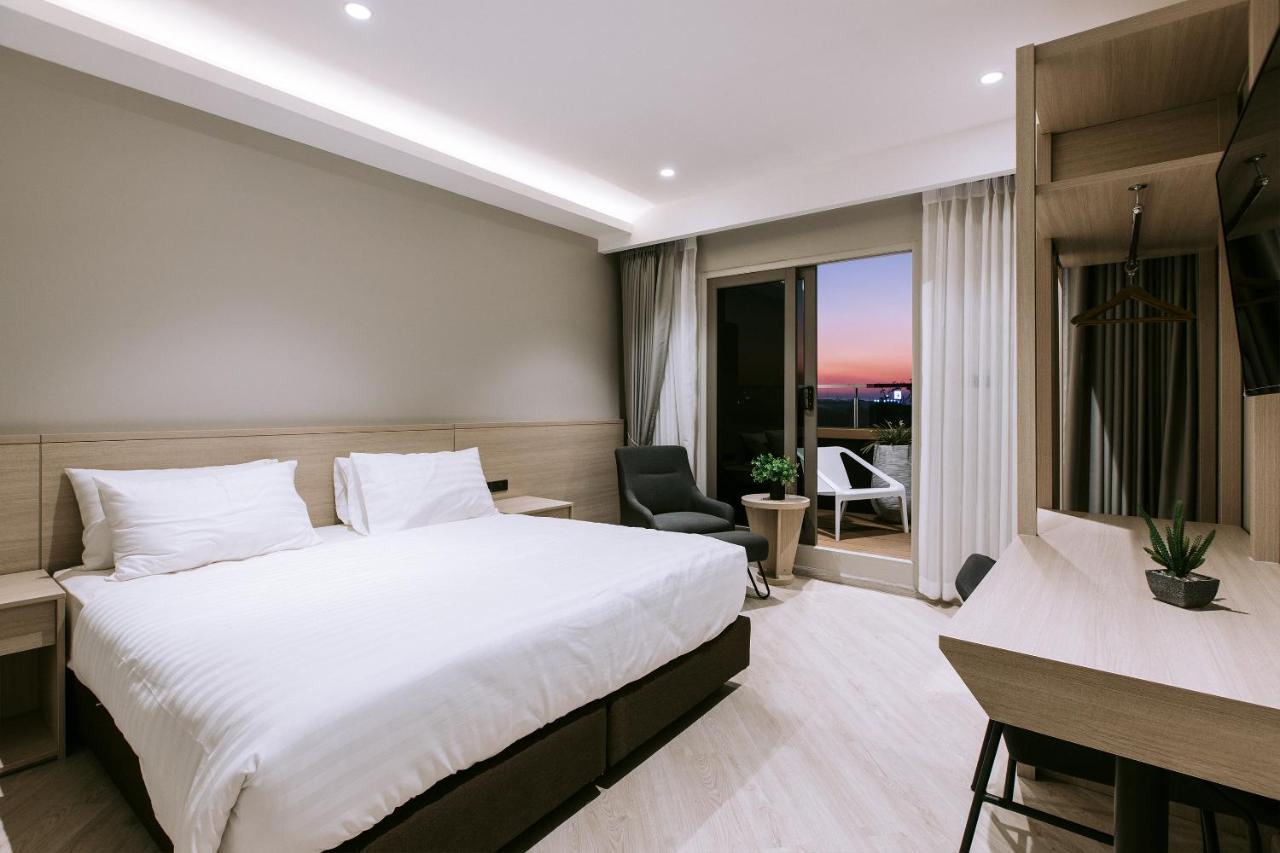 The Rich Hotel Nakhonratchasima Εξωτερικό φωτογραφία